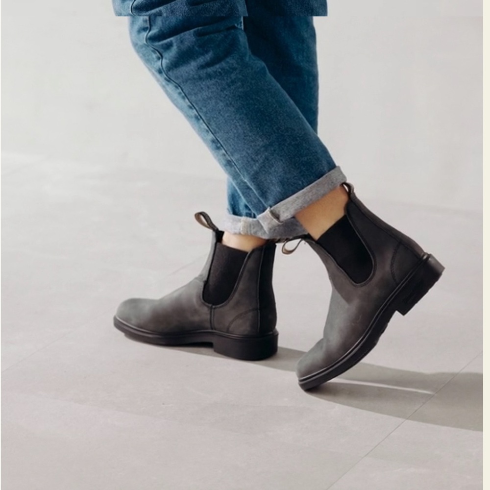 Blundstone size 6 (3 AU) Rustic Black, Chelsea boot